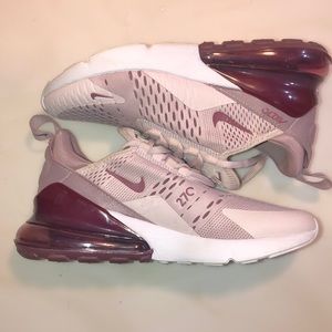Nike AirMax 270